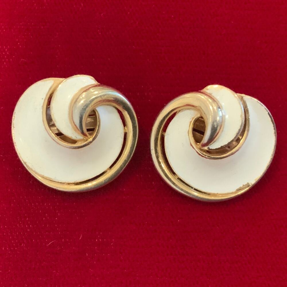 Vintage Trifari Signed Earrings